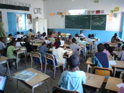 Classe de 3ème à l'école annexe 2 (Djibouti-ville)